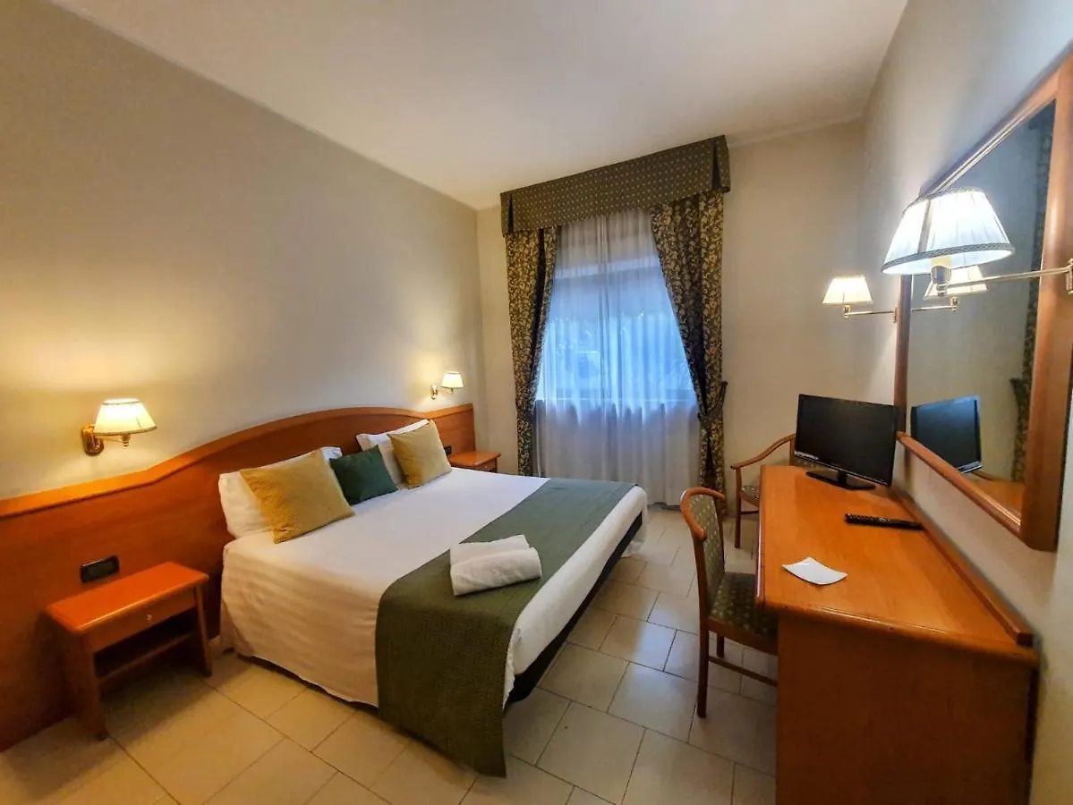 ***  Hotel Europa Casavatore Olaszország